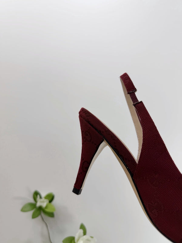 GG 26 Slingback Dark Red Fabric 592423