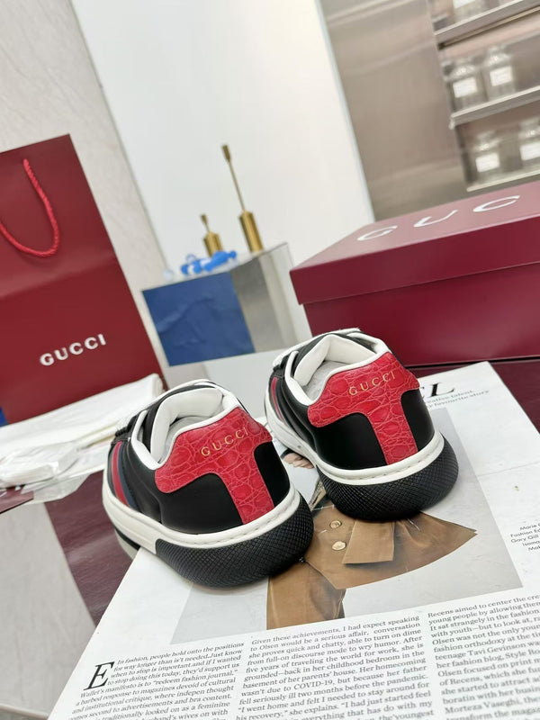 GG Men's ACE Sneaker Black Cowhide 574739