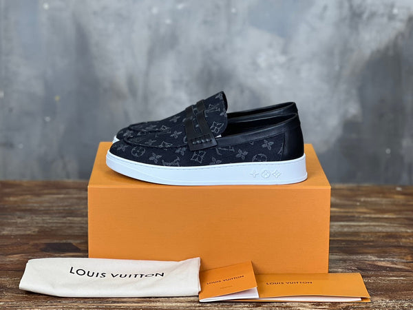 LV LOAFER IN BLACK MONOGRAM CANVAS AND CALFSKIN