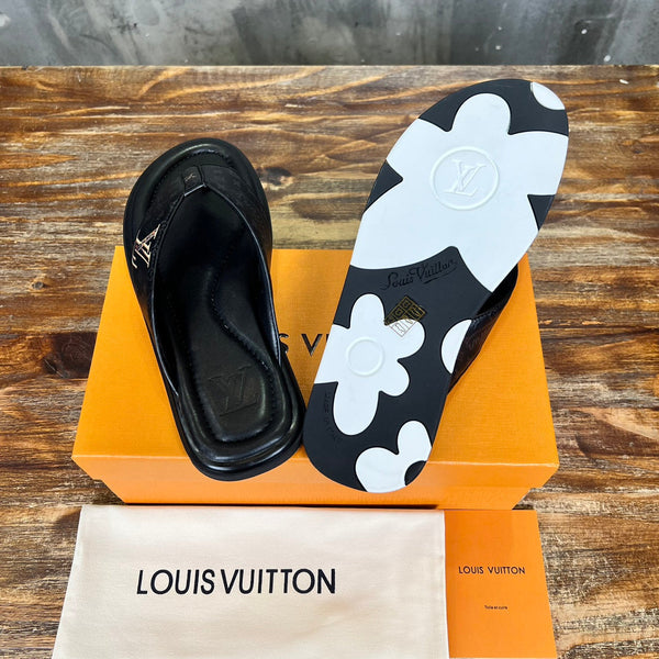 LV THONG SLIPPER IN BLACK MONOGRAM CALFSKIN