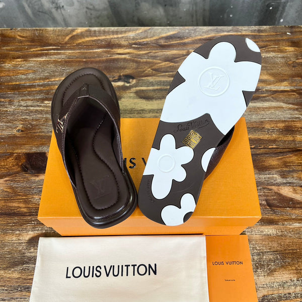 LV THONG SLIPPER IN CHOCOLATE BROWN MONOGRAM CALFSKIN
