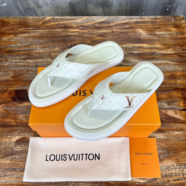 LV THONG SLIPPER IN WHITE MONOGRAM CALFSKIN