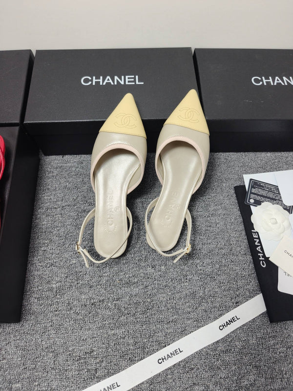 CC 26s Escarpins à bride arrière pointus en cuir Kaki Jaune 681973