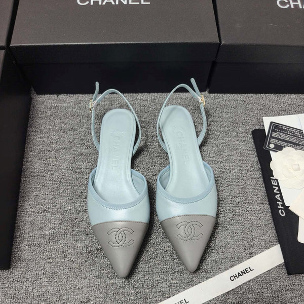 Escarpins à bride arrière en cuir gris-bleu 26s CC 681974