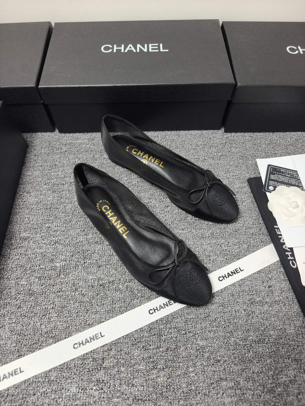 CC 26s Ballerine Tissu Mesh Noir Peau de Mouton 681982