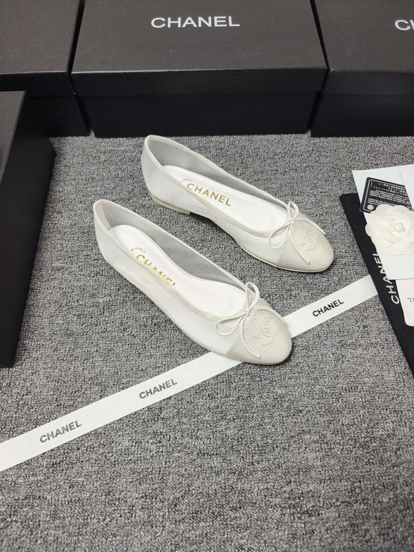 CC 26s Ballet Flat White Mesh Fabric Sheepskin 681983