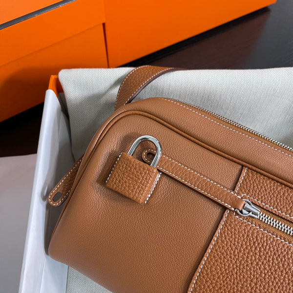 BOSTON NOUVEAU ON BOBY 29 SHOULDER BAG IN BRONZE BROWN CALFSKIN