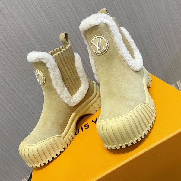 LV Ruby Flat Ankle Boot 50mm Beige Suede