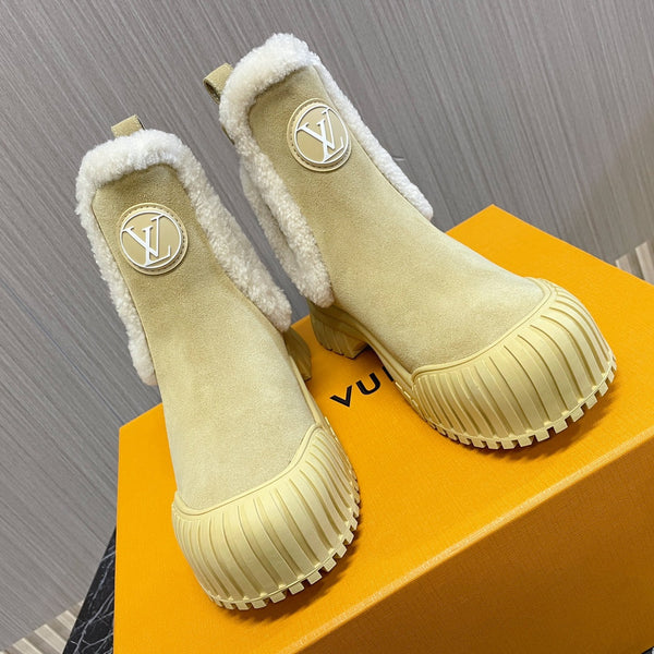 LV Ruby Flat Ankle Boot 50mm Beige Suede