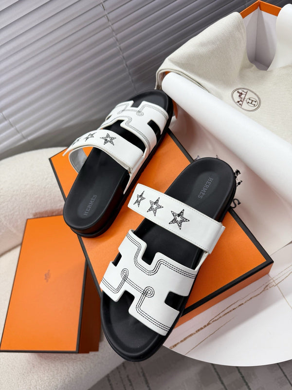 HM Chypre Sandal White Pattern Cowhide 205494