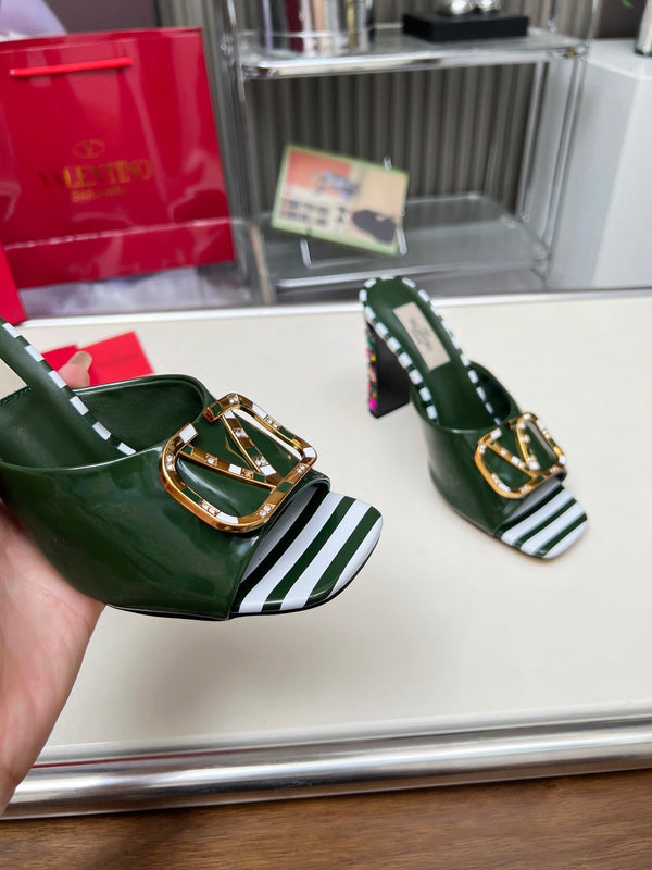 Sandales à talon haut VT Vlogo 10,5 cm Cuir verni vert émeraude 625761