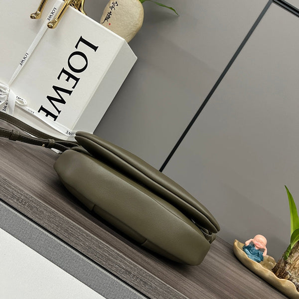 Loew Paseo Shoulder Bag 25cm Dark Olive Cowhide