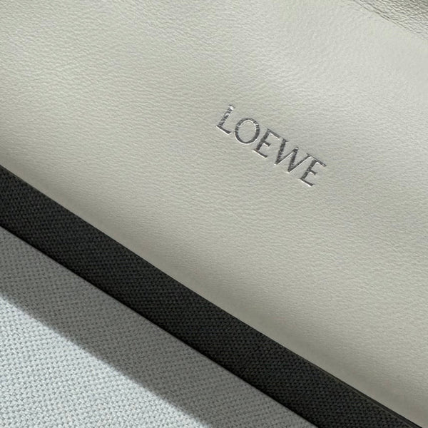Loewe Flamenco Purse 30 White Lambskin Shw