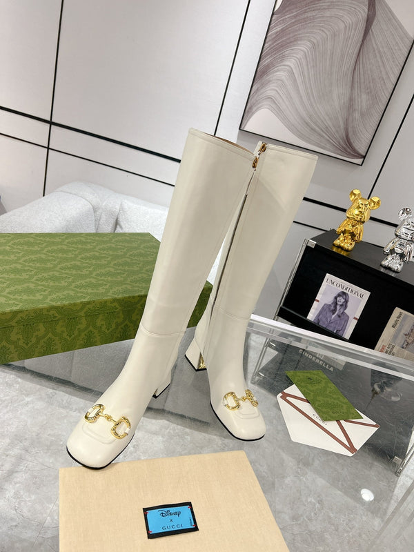 Gucci Horsebit Square Toe Mid-heeled Ankle High Boots White Cowhide 490538