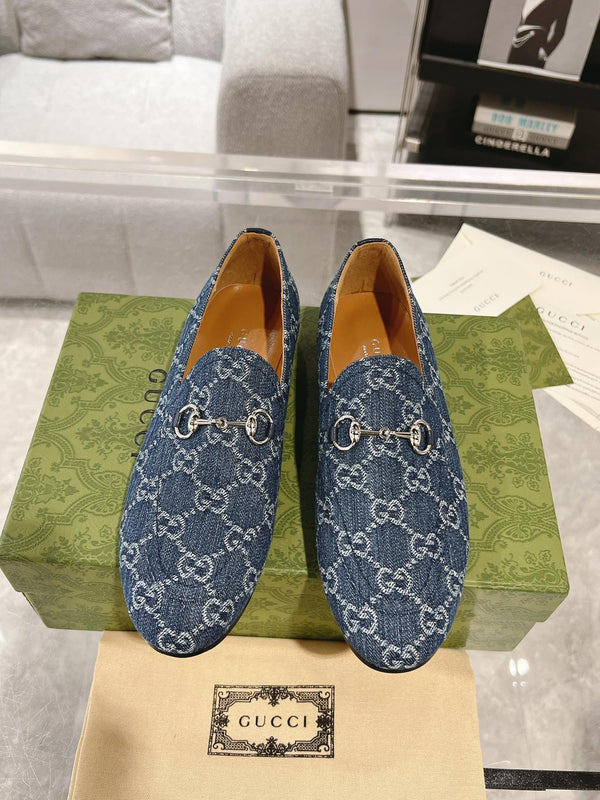 MEN'S LOAFER WITH HORSEBIT IN DENIM BLUE MONOGRAM JACQUARD FABRIC