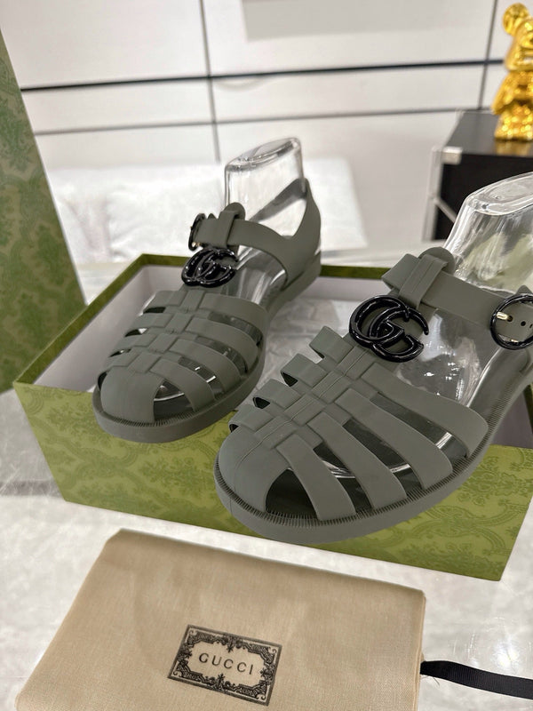 Sandalo GC 25 Glossy Black Double G in gomma verde scuro 292426