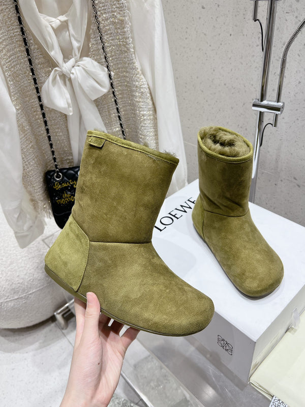 Loewe Lago Boots Light Green Suede 435625