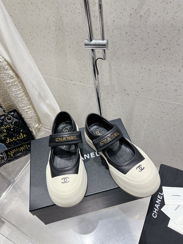 CC 26s Mary Jane Loafers Black White Lambskin 762894