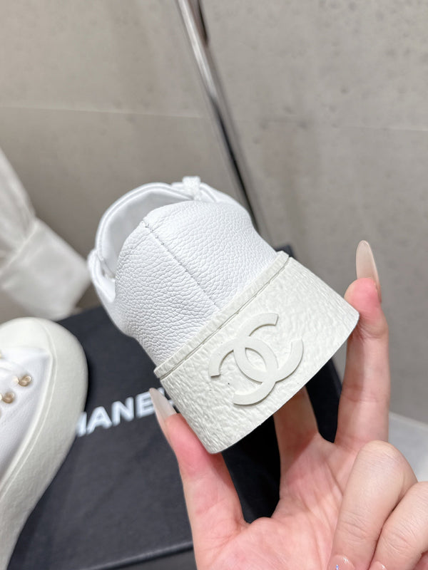 CC Sneaker White cowhide 204667
