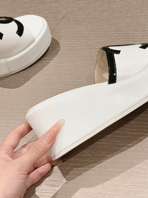 CC 26s Platform Mules White Patent Leather Lambskin 916986
