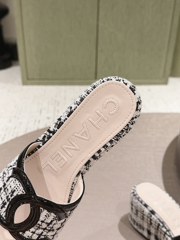 CC 26s Platform Mules Black White Lambskin Fabric 916993