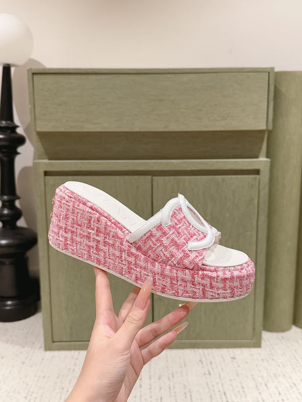 CC 26s Platform Mules Pink Lambskin Fabric 916997