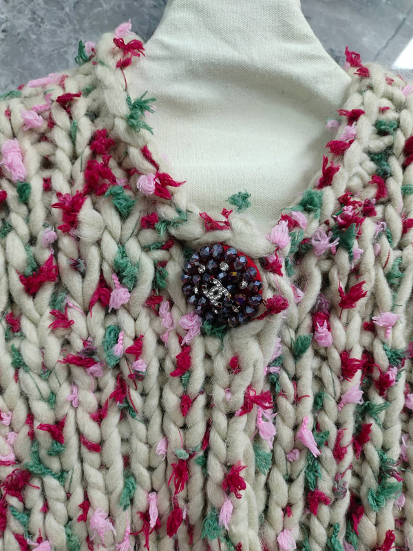 Gilet cardigan Chanel 2025 en cachemire multicolore tricoté à la main 327001