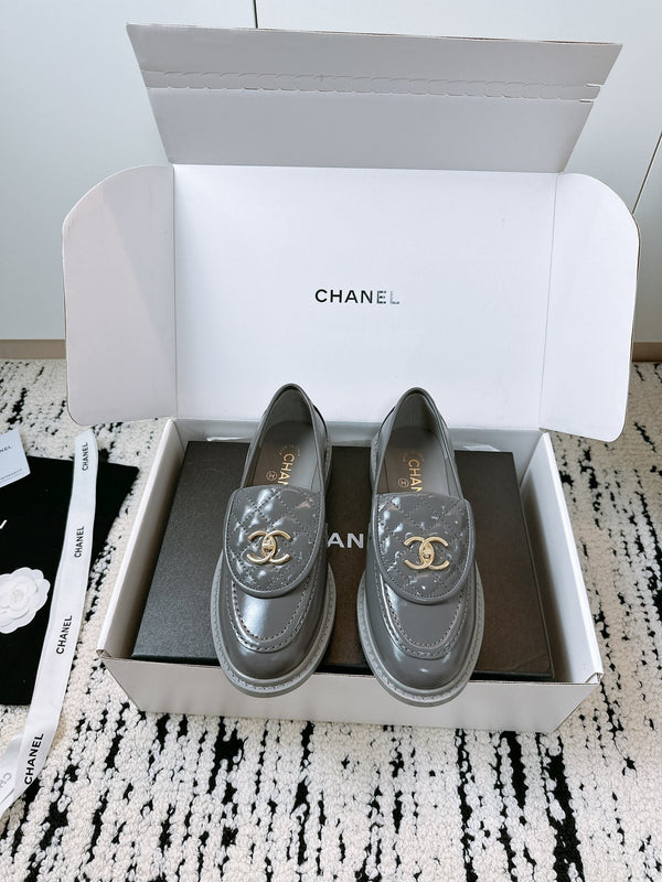 CC Moccasins 25mm In Grey Glossy Lambskin 144641