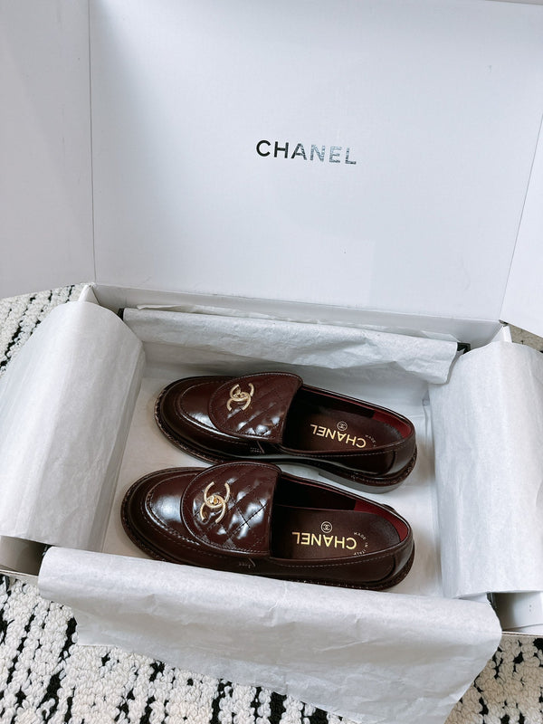 CC Moccasins 25mm In Burgundy Glossy Lambskin 144649