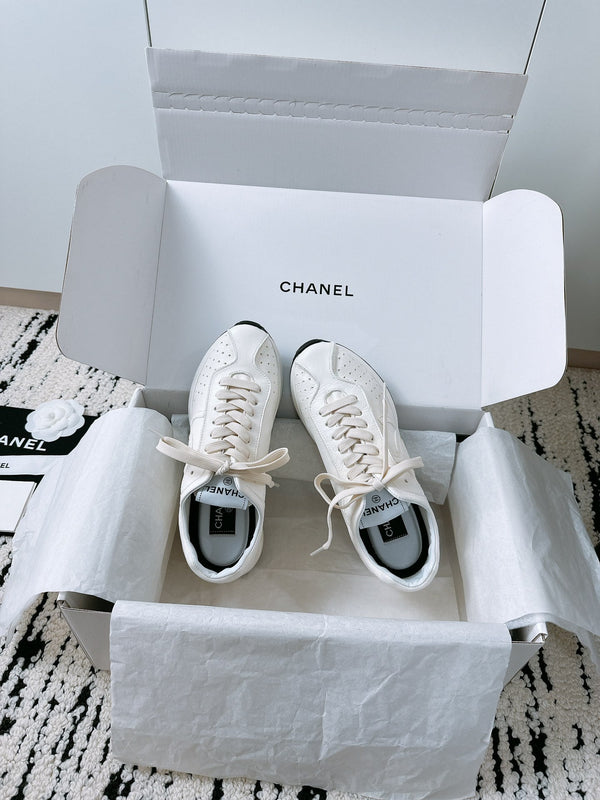 CC Sneaker 35mm In White Soft Cowhide 144691