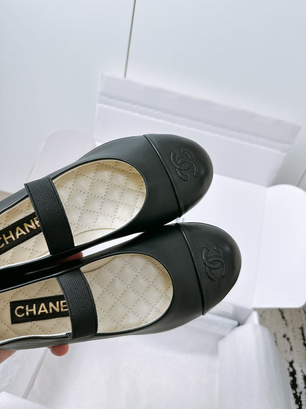 CC Mary Janes 15mm In Black Patent Leather 144720