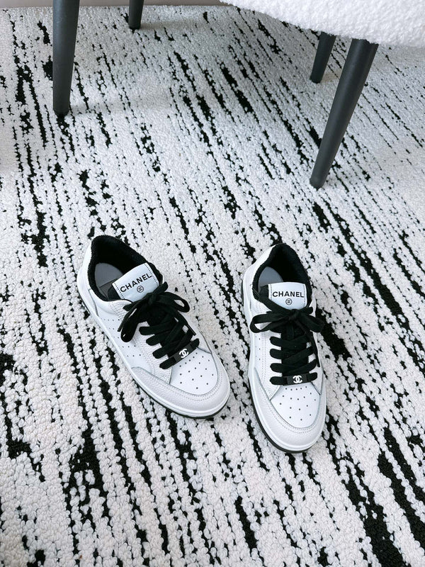 CC Sneaker In Black Cowhide 144509