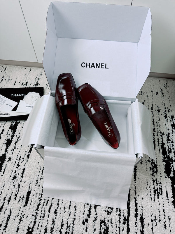 CC AW26 Moccasins Flat Bordeaux Shiny Leather 942739