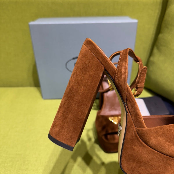 Prada 25 AW Sandales à plateforme Daim marron 564119
