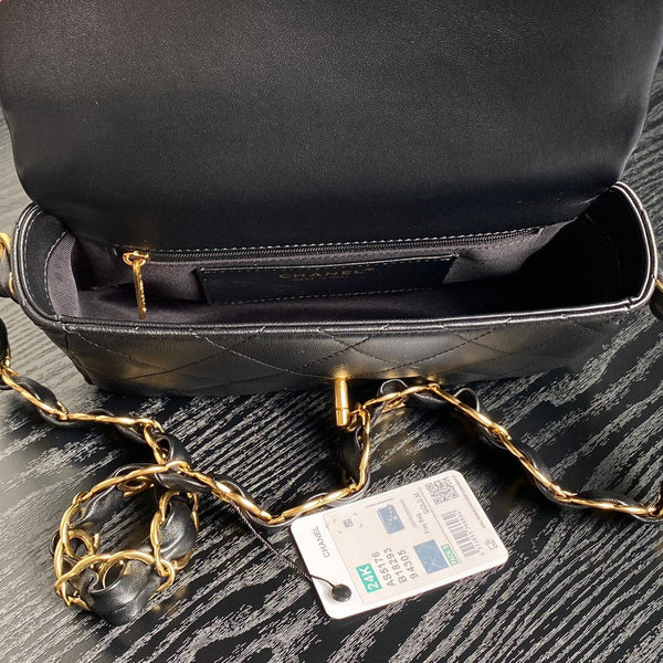 Borsa a patta CC 24K Mini 24 cm in pelle di agnello nera con finiture dorate