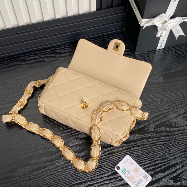 Borsa a patta CC 24K Mini 21 cm in pelle di agnello beige con finiture dorate