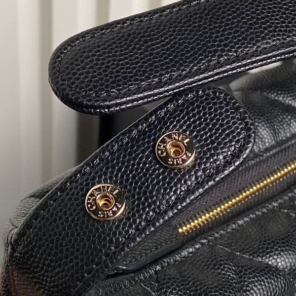 CC 25C Hobo Bag 21.5cm Top Handle Black Grained Calfskin