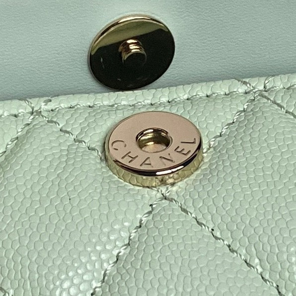 Sac déjeuner CC Coco Crush Handle en cuir caviar vert clair