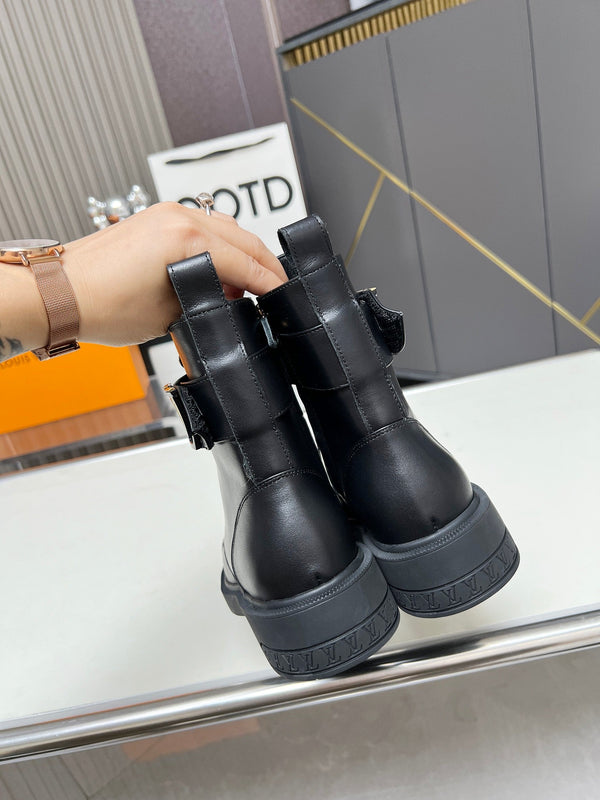 LV Citizen Boots Plain Black Cowhide