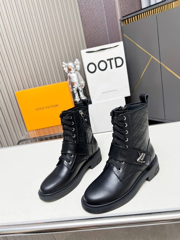 LV Citizen Flat Ranger Boot Plain Black Calfskin