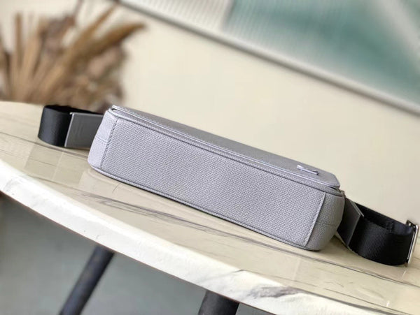 DISTRICT PM 26 IN PELLE DI VITELLO GRIGIO TORTORA