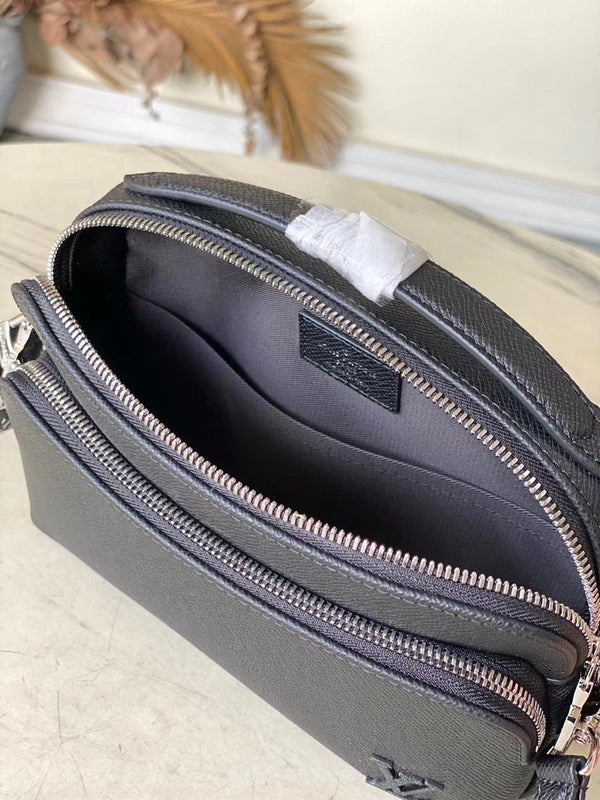 AVENUE MESSENGER 22 IN PELLE DI VITELLO NERA