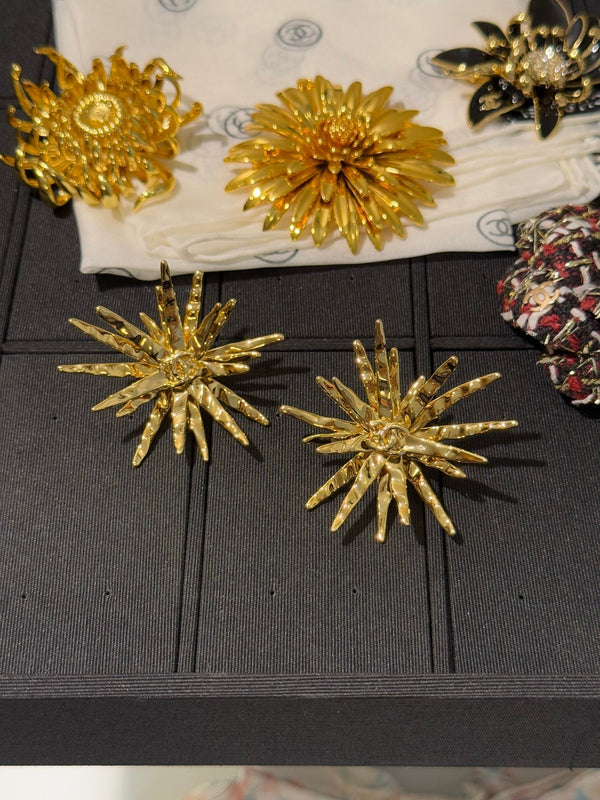 Chanel 2026 Gold Double C Firework Earrings