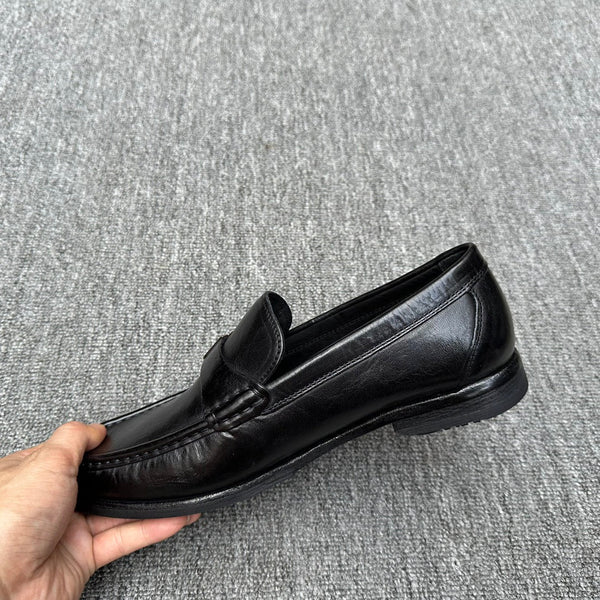 LV LOAFER IN BLACK CALFSKIN