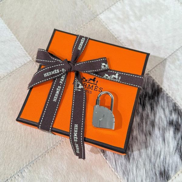 HM Horese Head Charm