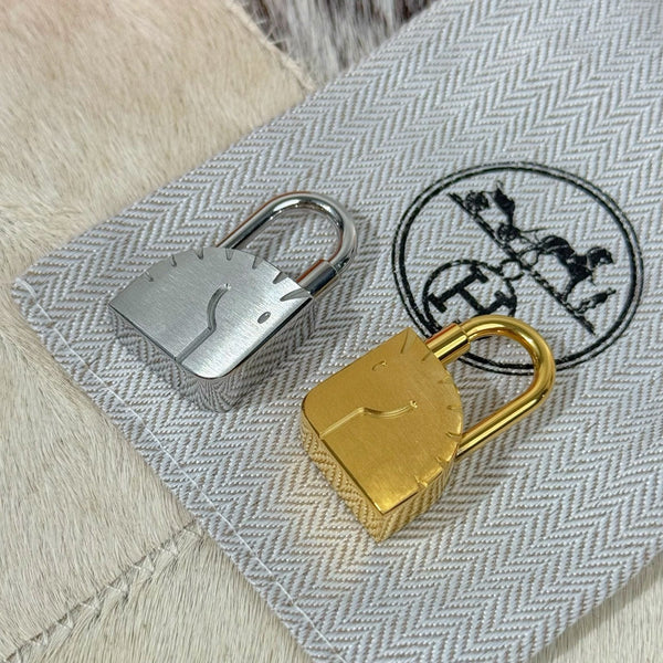 HM Horese Head Charm