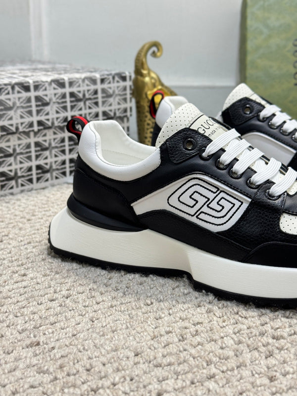 GG Men's Sneaker Black White Sheepskin 524704