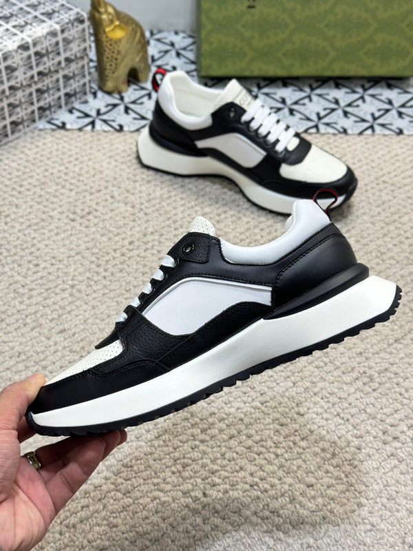 GG Men's Sneaker Black White Sheepskin 524704