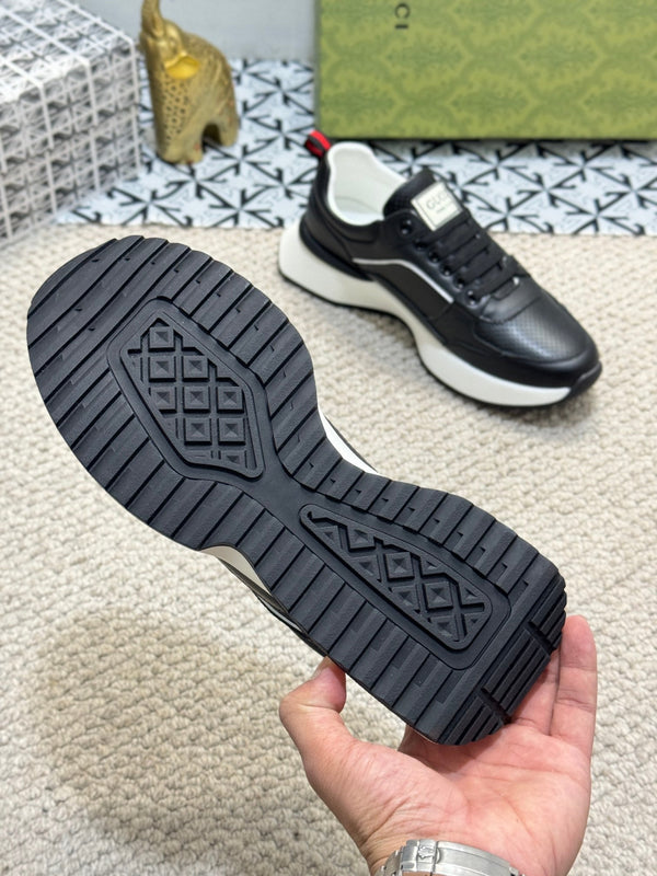 GG Men's Sneaker Black Sheepskin 524703