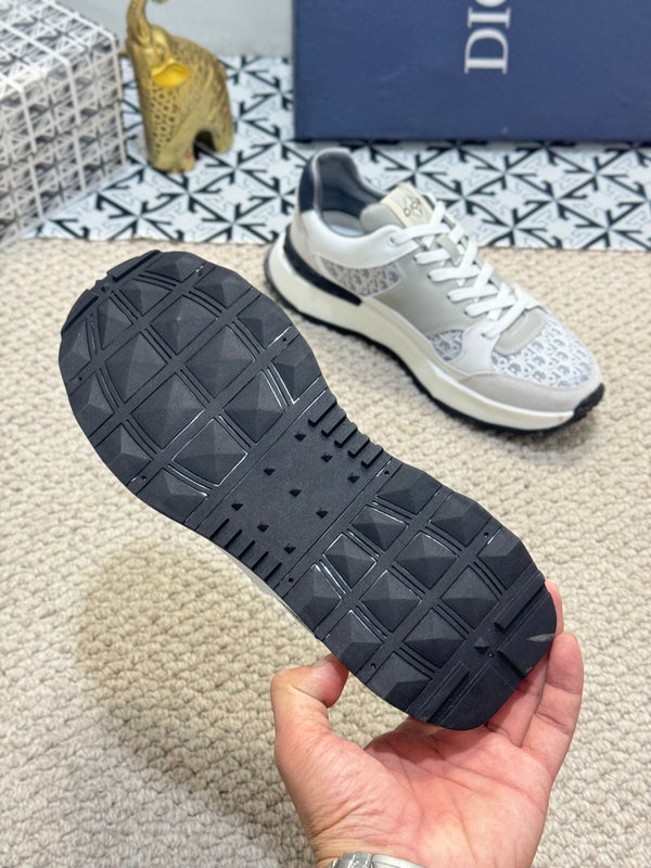 CD B25 SNEAKER GRAY AND WHITE CALFSKIN